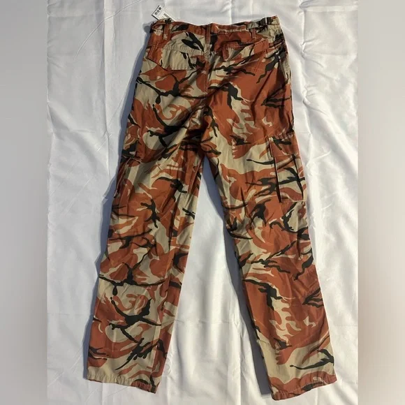 Boohoo Camouflage Patterned Pants - Picture 4 of 4